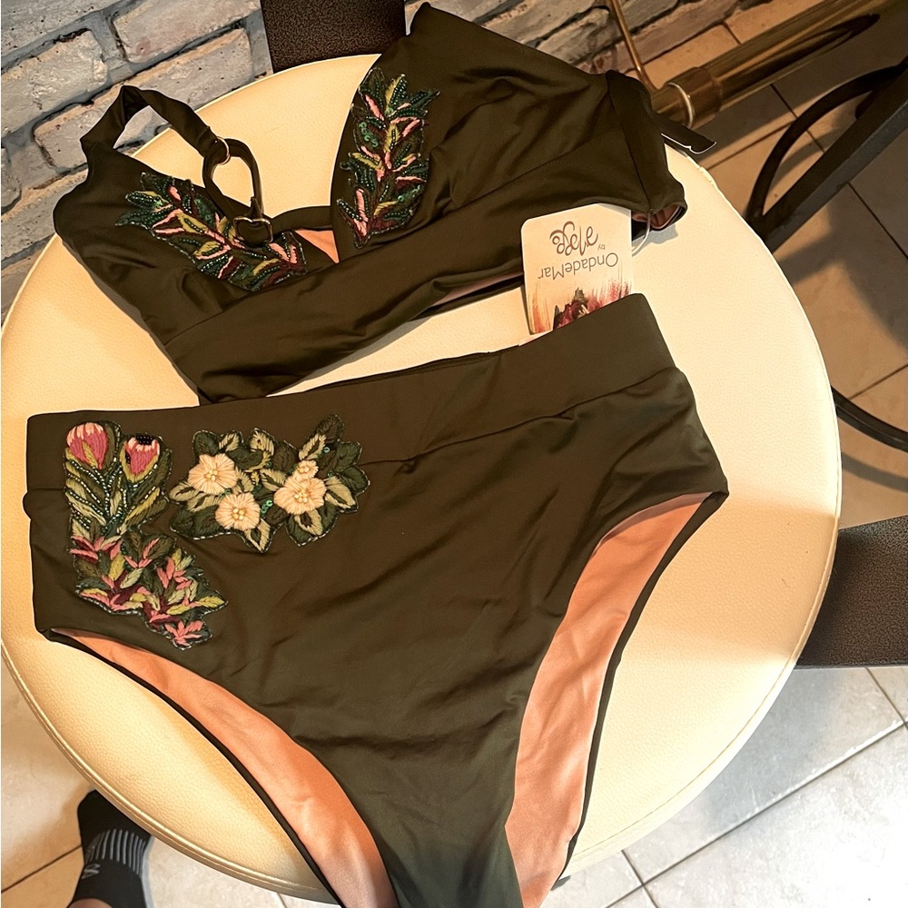 Bathing suit xs.  New tags on. Boston proper.